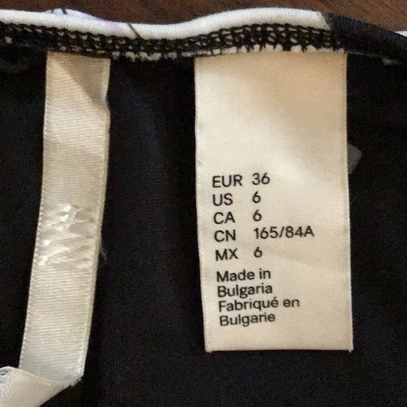 H&M Tiger Print One piece Swimsuit 6 - Picture 4 of 4